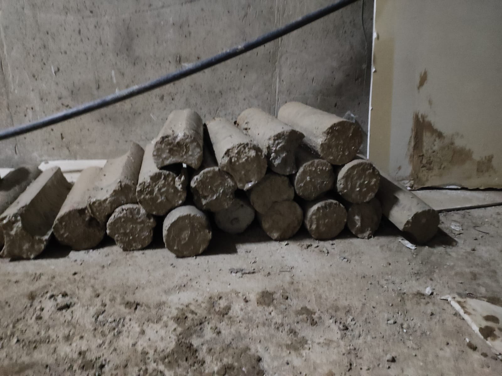 Резка пола швонарезчиком